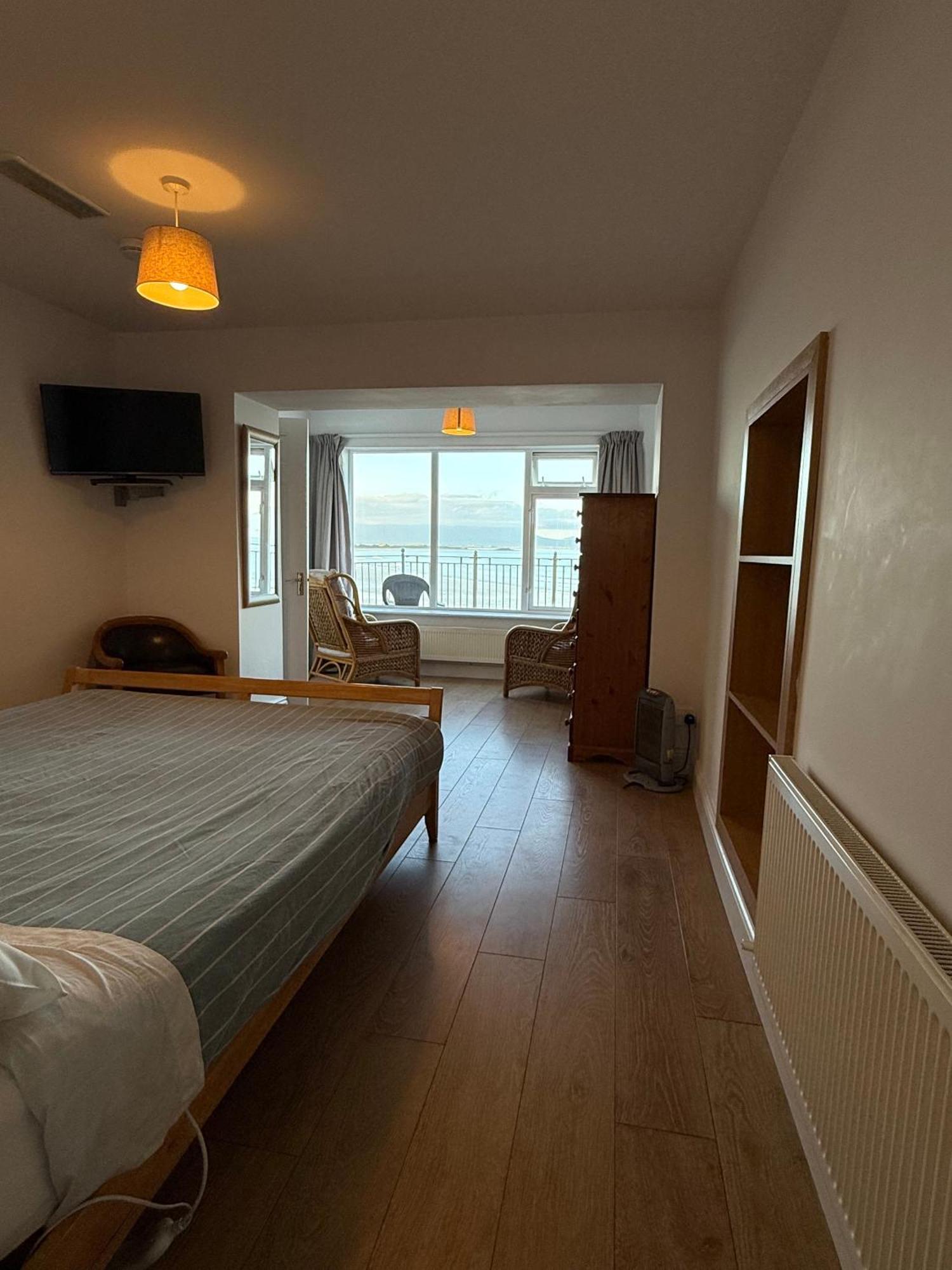 Oneills Apartment Ballyheigue